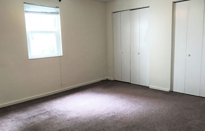 2 beds, 1 bath, $1,695, Unit 1