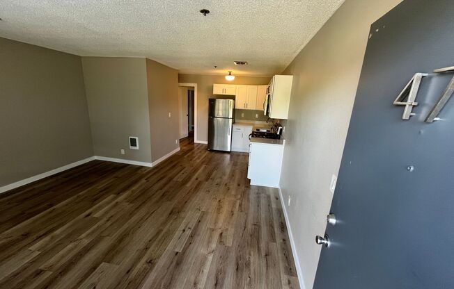 1 bed, 1 bath, 415 sqft, $1,395, Unit 47