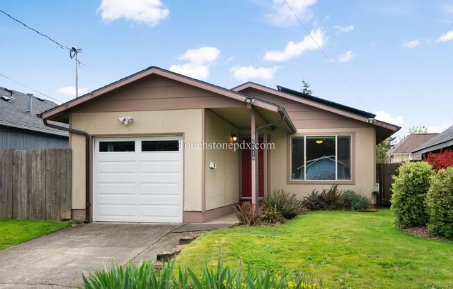 Quaint 3BD/1BA Home Near Mt. Tabor & Kern Park