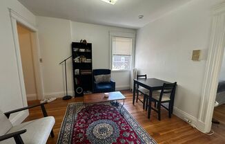 1 bed, 1 bath, 321 sqft, $1,750