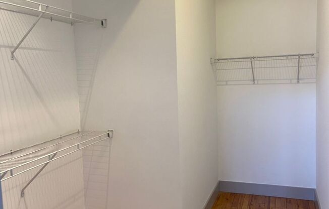 1 bed, 1 bath, 745 sqft, $1,750, Unit 321