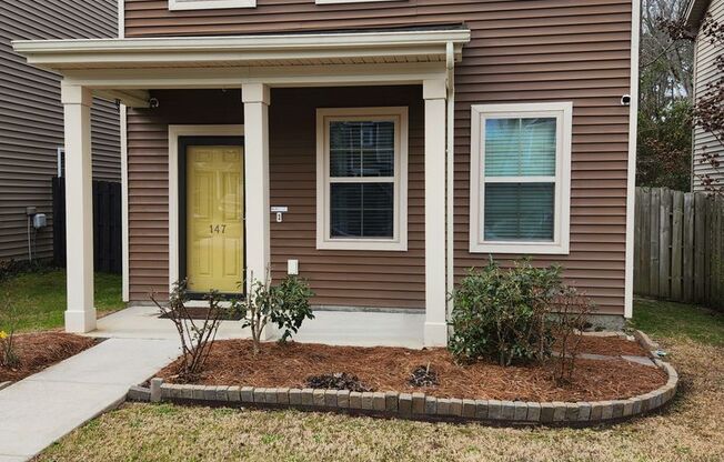 Cute 3 Bedroom 2.5 Bath Home Located in Indigo Place/West Columbia