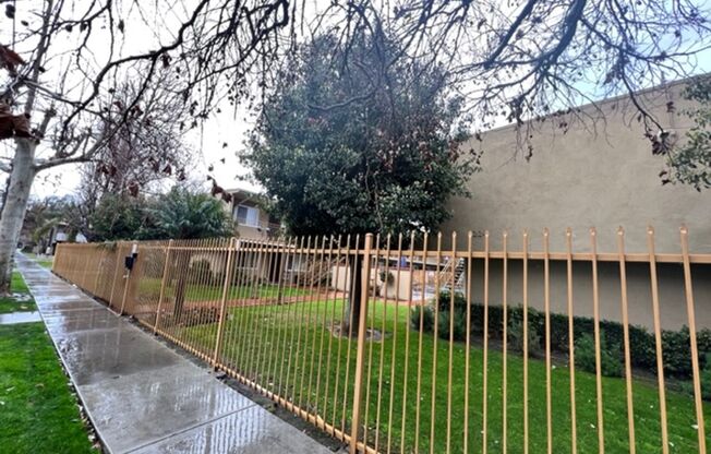 224 S. Lyon St