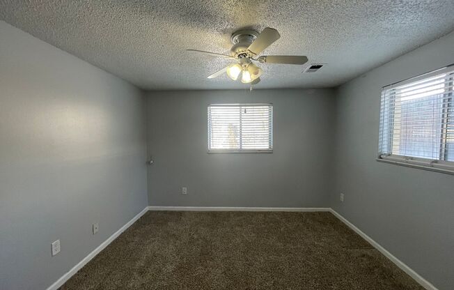 4641–4639 S Acoma St – Spacious 2-Bedroom Duplex Homes in Englewood!