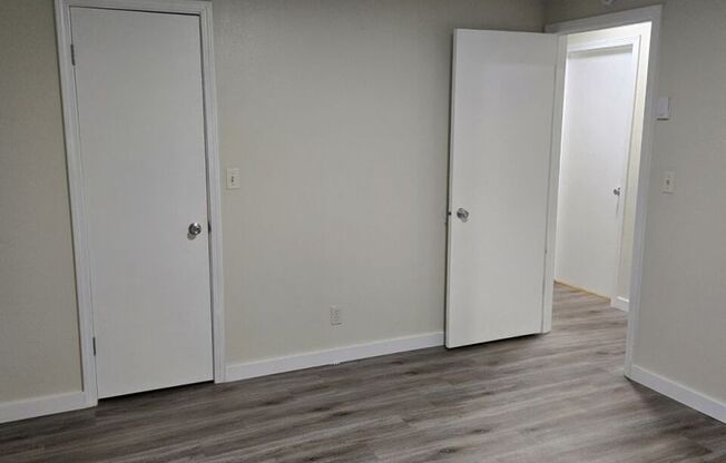 2 beds, 1 bath, 821 sqft, $1,595, Unit #34