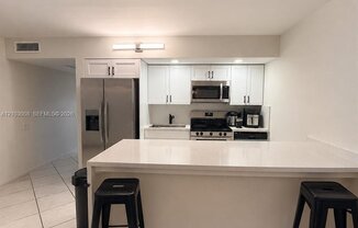1207 BAHAMA BND