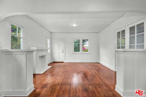 1 bed, 1 bath, 800 sqft, $3,395