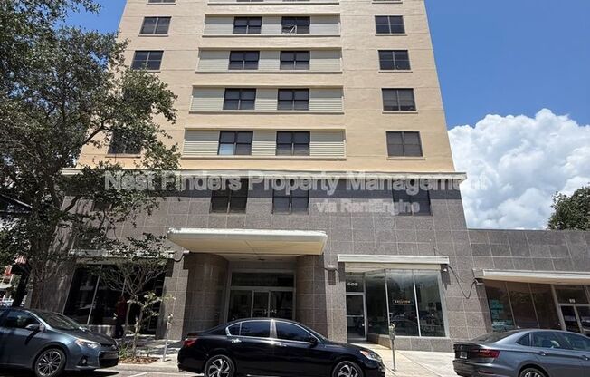 Studio, 1 bath, 425 sqft, $850, Unit 1412