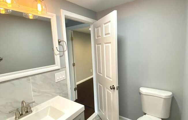 2 beds, 1 bath, $1,599