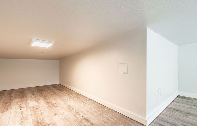 Studio, 1 bath, 190 sqft, $850, Unit 405