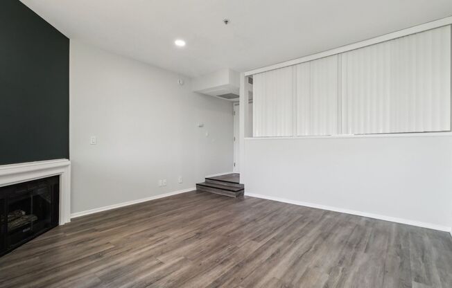 1 bed, 1 bath, 550 sqft, $2,248, Unit 205