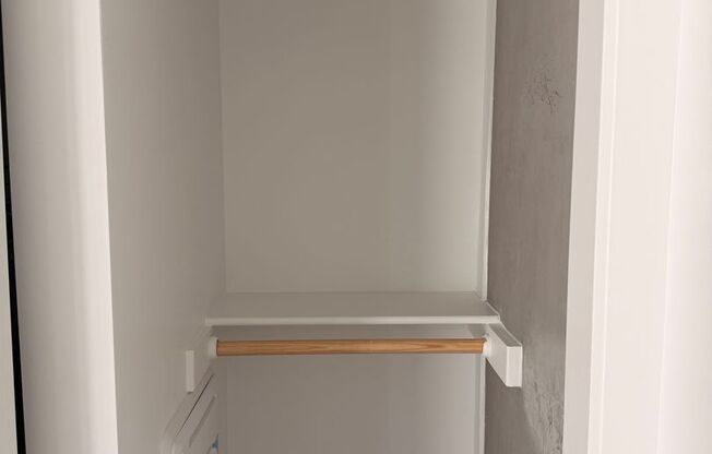 Studio, 1 bath, 362 sqft, $2,310, Unit 504