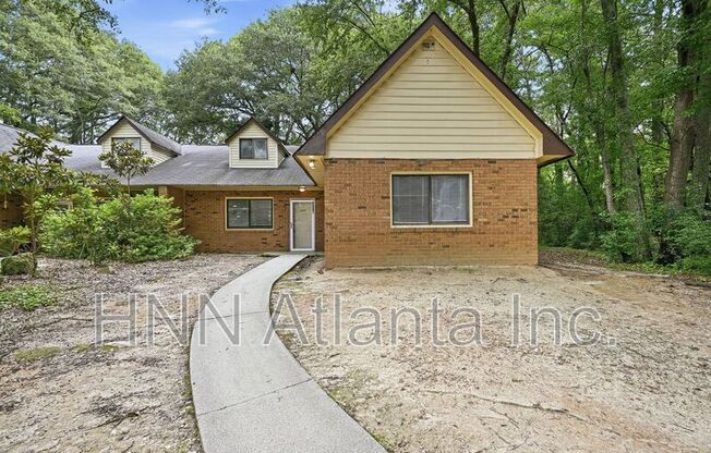 8667 ANNA WAY