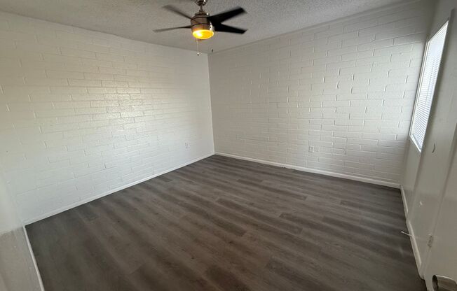 1 bed, 1 bath, 627 sqft, $800, Unit 221