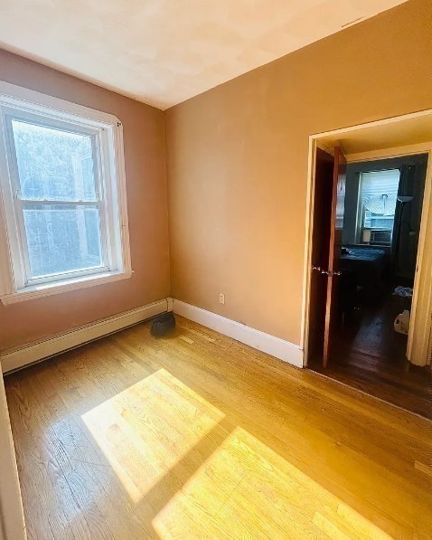 3 beds, 1 bath, 1,000 sqft, $3,800, Unit 4