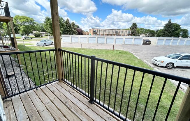 2 beds, 1 bath, 850 sqft, $810, Unit 2542-302