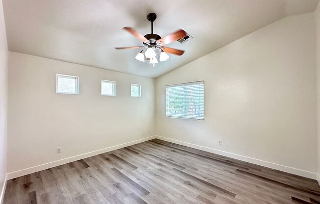3 beds, 2.5 baths, $1,895