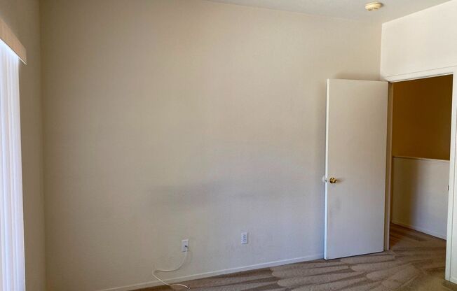 2 beds, 2.5 baths, $1,775, Unit # 1012