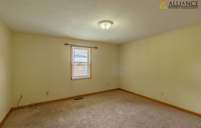 3 beds, 1 bath, $1,250