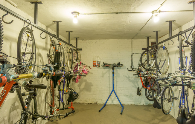 1 bed, 1 bath, 500 sqft, $2,100, Unit 110