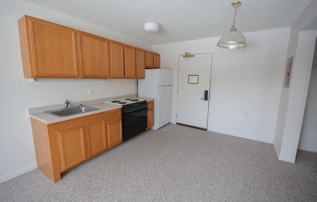 2 beds, 1 bath, $1,343, Unit # 200