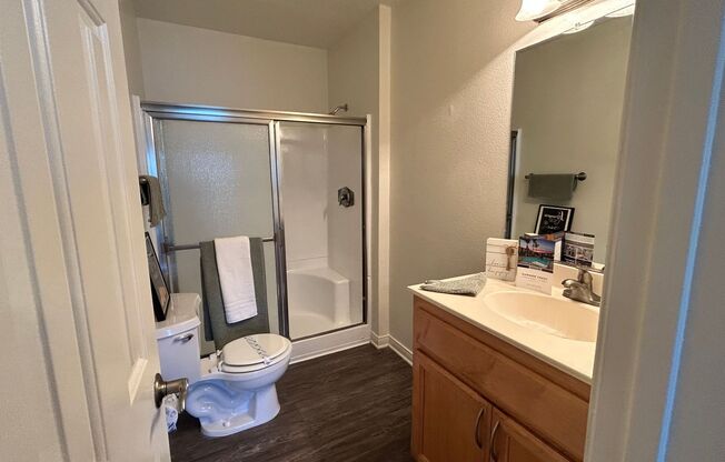 2 beds, 2 baths, 880 sqft, $2,650, Unit A-7
