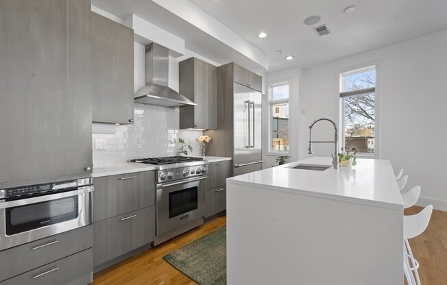 5 MOHAWK ST