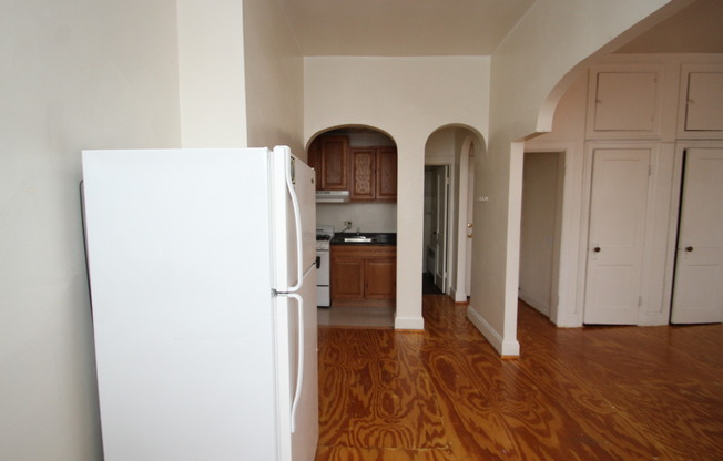6 E. Preston St.