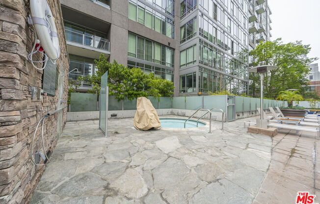 1 bed, 1 bath, 947 sqft, $3,300, Unit 1314