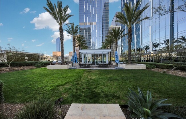 2 beds, 2 baths, 1,305 sqft, $5,150, Unit 2511