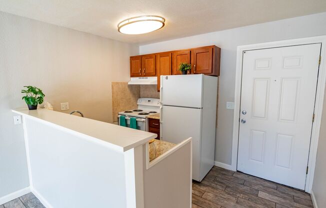 Studio, 1 bath, 380 sqft, $1,095