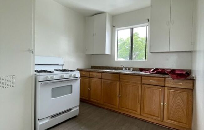 Studio, 1 bath, 430 sqft, $1,395, Unit 1914G