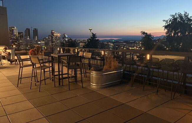 2 beds, 1 bath, 643 sqft, $3,395, Unit 407