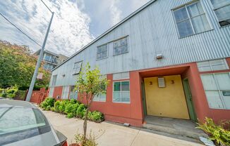 Boathouse Lofts