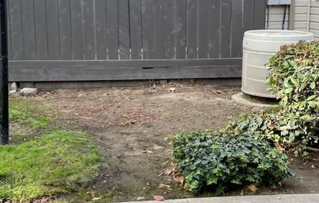 2 beds, 2 baths, 900 sqft, $1,995, Unit 103