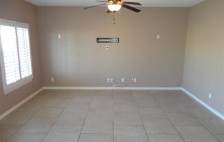 4 beds, 2.5 baths, $1,595