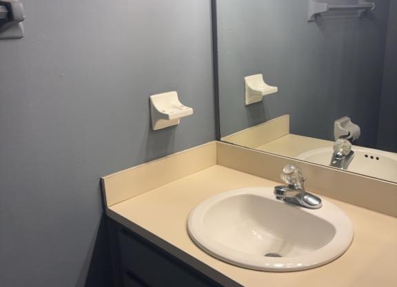 1430 HIGHLAND RDG CIR