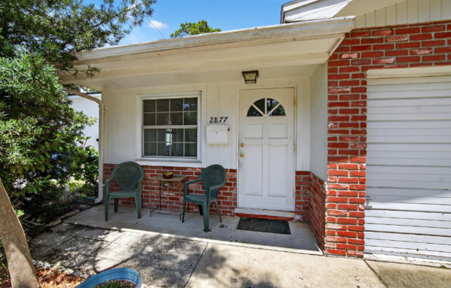 2877 32 AVE N