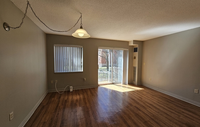 88 WESTWIND