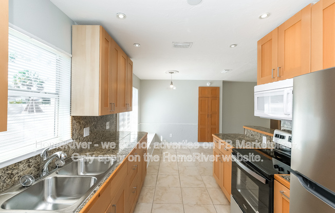 1628 ARIZONA AVE NE