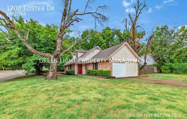 1700 FOSTER DR