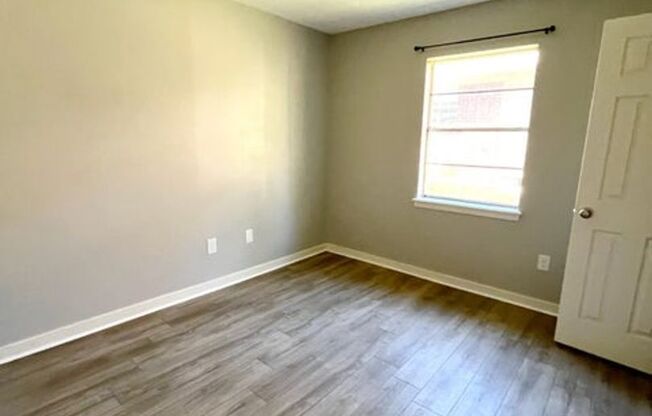 Move In Ready 3br/1Ba