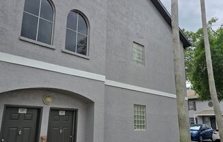 Large Sunridge Palms townhome across from USF!