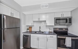 1 bed, 1 bath, 700 sqft, $895, Unit 1F