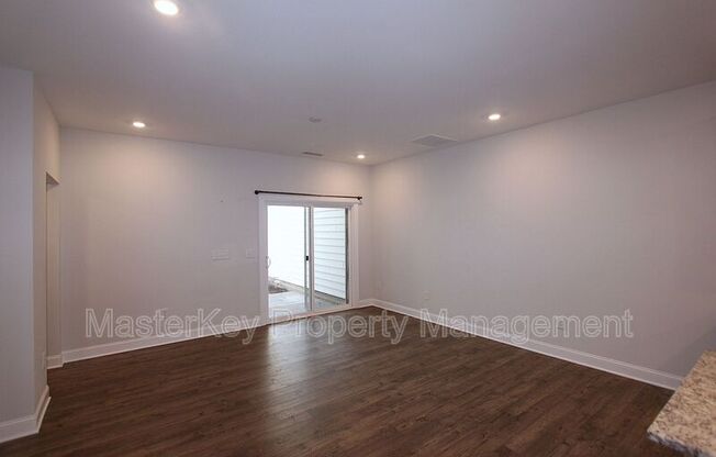 1328 FARM POND TRL