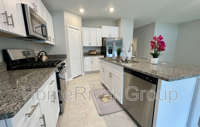 10326 SCARLETT SKIMMER DR
