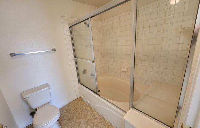 2 beds, 2 baths, $1,430