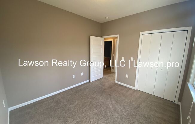 3 beds, 2.5 baths, $2,495