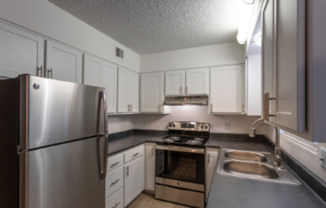 1 bed, 1 bath, 672 sqft, $1,150, Unit 222