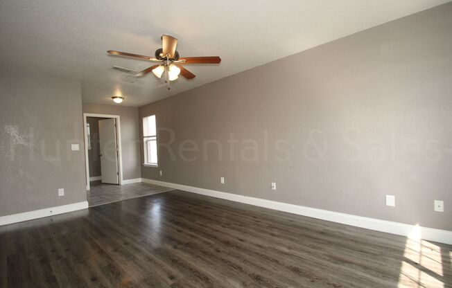 3 beds, 1.5 baths, $875, Unit Unit D